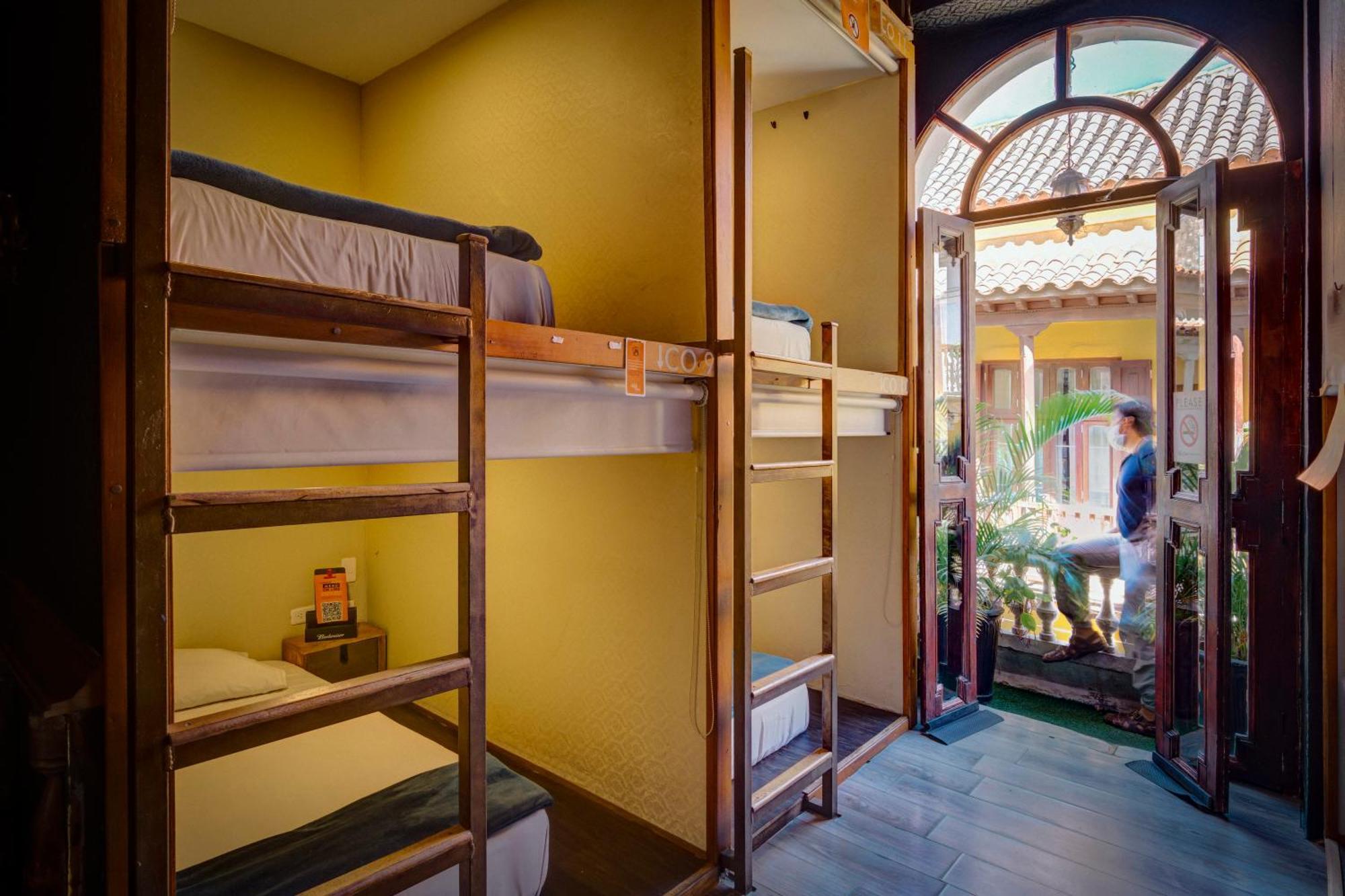 The Clock Hostel & Suites Cartagena Luaran gambar